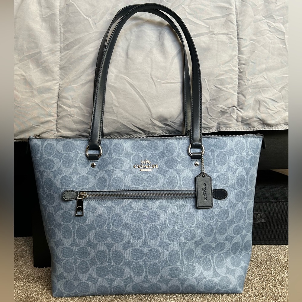 Coach Signature Tote Handbag